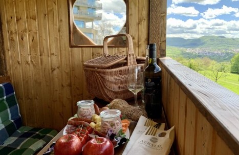 66D696E5-58AD-4D91-AB5B-8D3687F4A85E_1_105_c