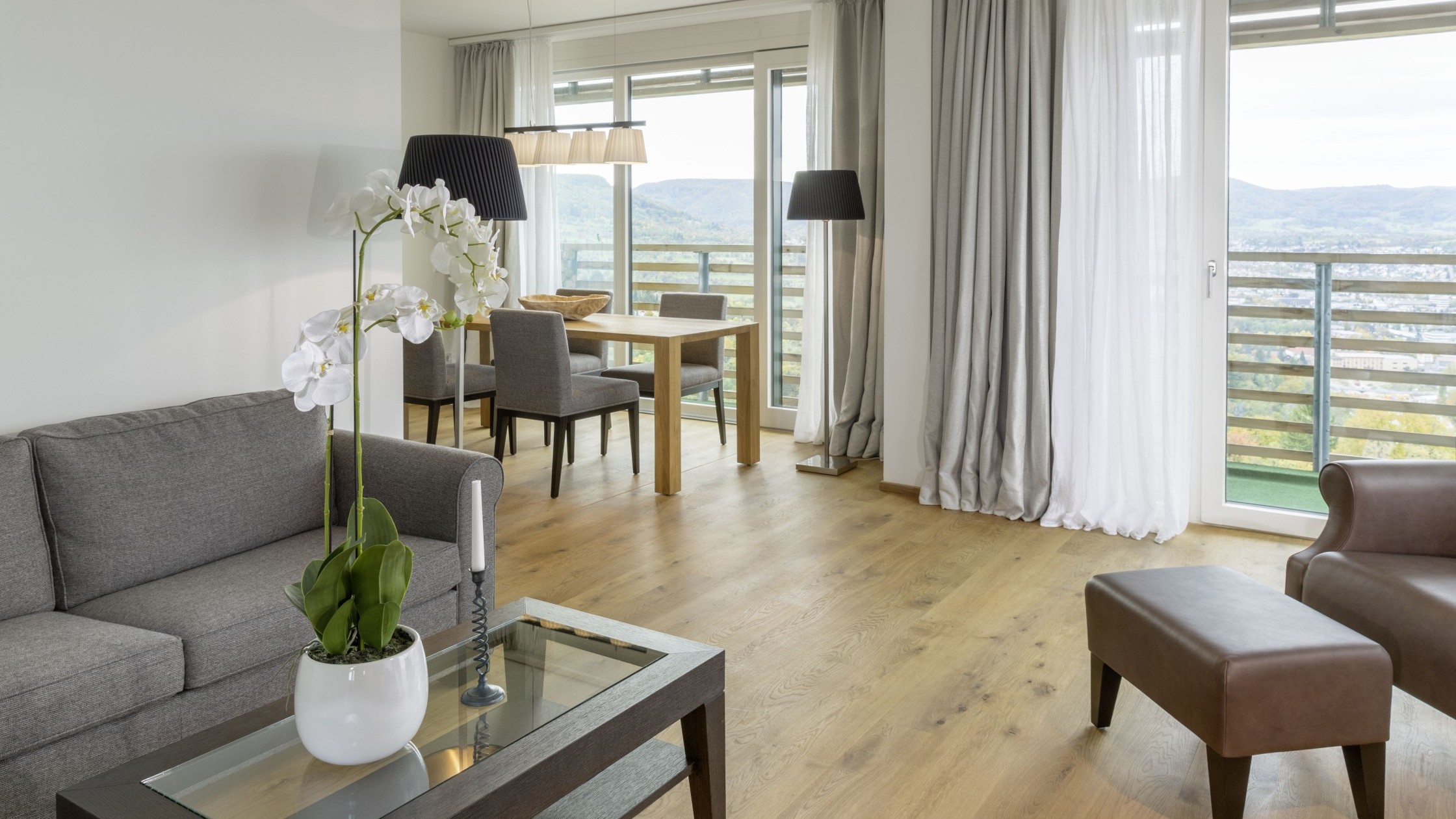 Achalm.Hotel_Hotelzimmmer_Achalm-Suite_Wohnzimmer