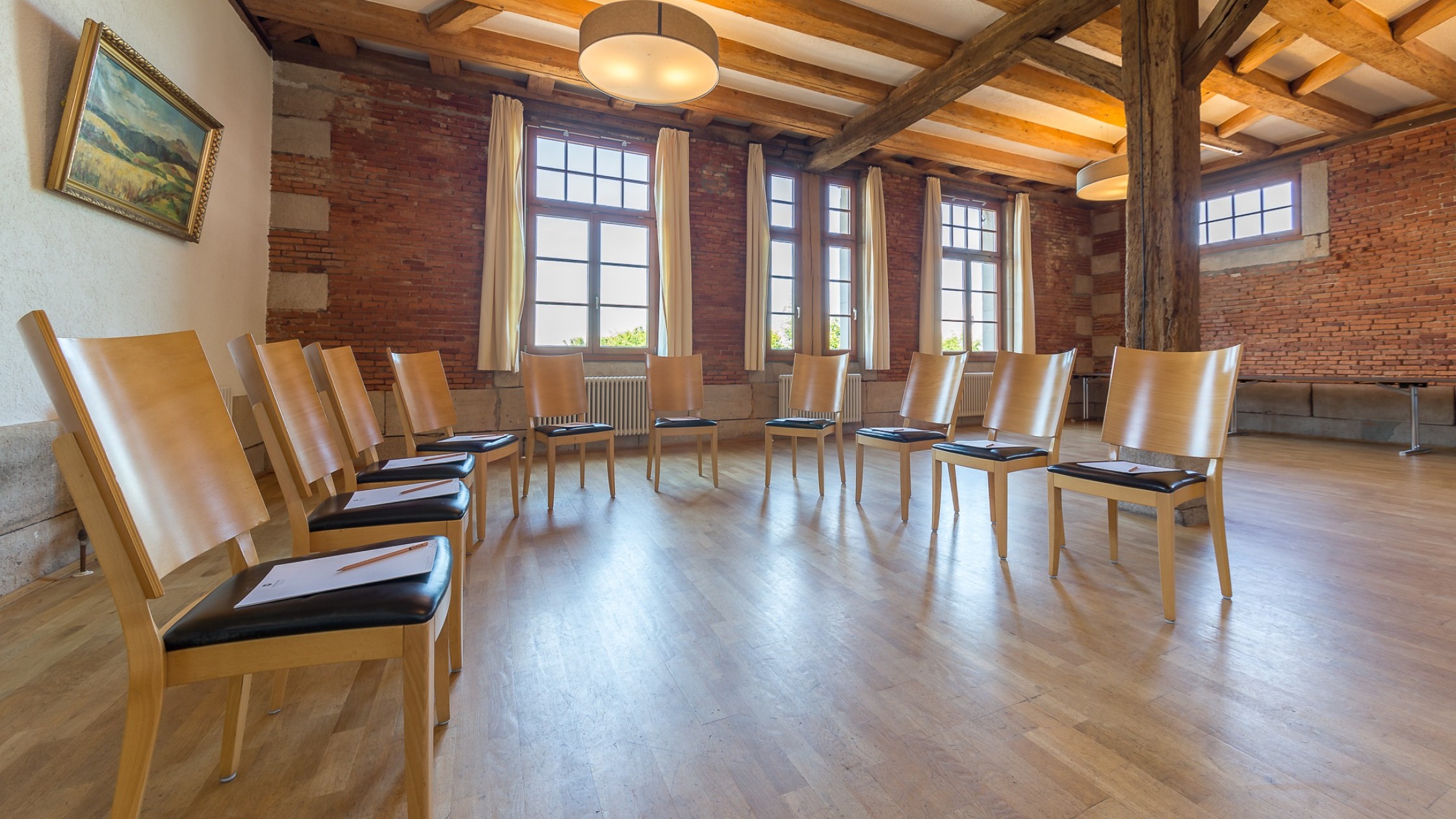 Achalm. Hotel_Seminarraum_Hirtenzimmer_Halb